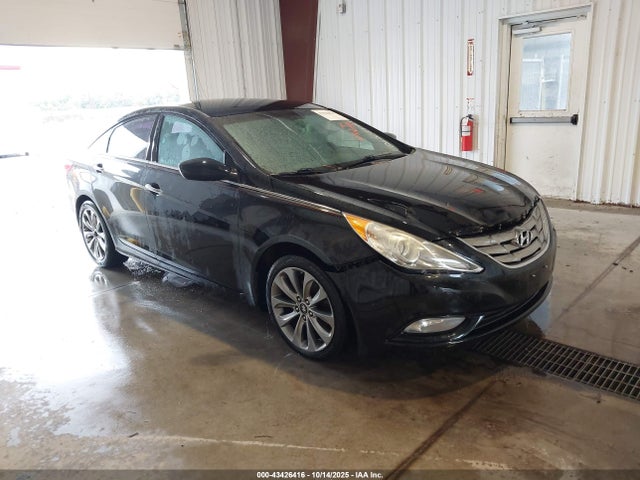 2011 HYUNDAI SONATA SE