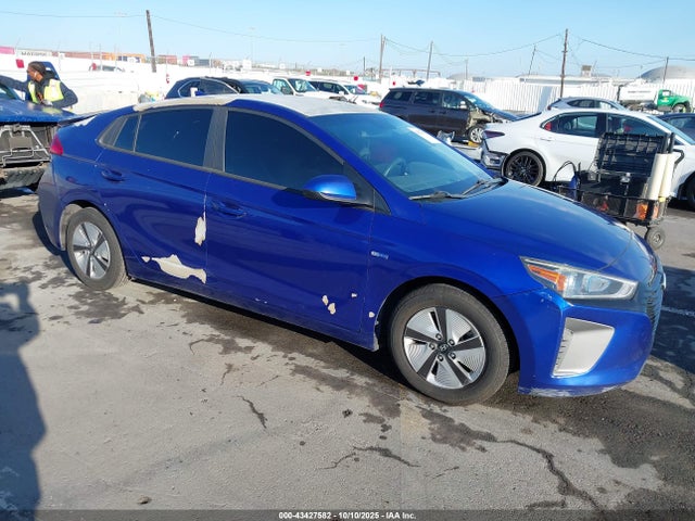 HYUNDAI IONIQ HYBRID BLUE - 1