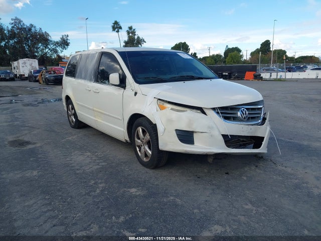 2010 VOLKSWAGEN ROUTAN SE