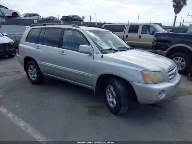 2003 TOYOTA HIGHLANDE 