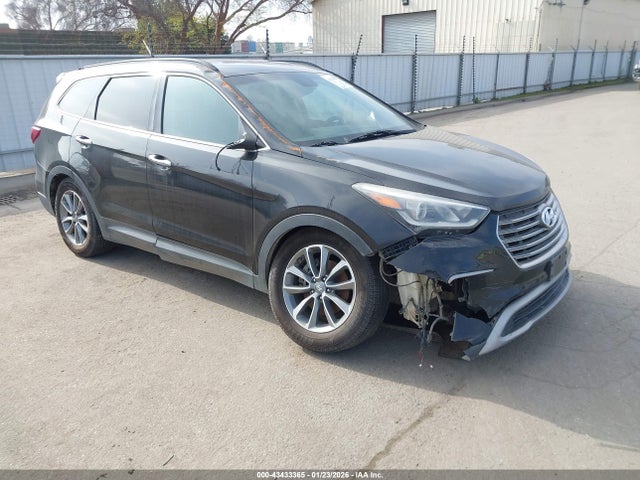 2017 HYUNDAI SANTA FE SE