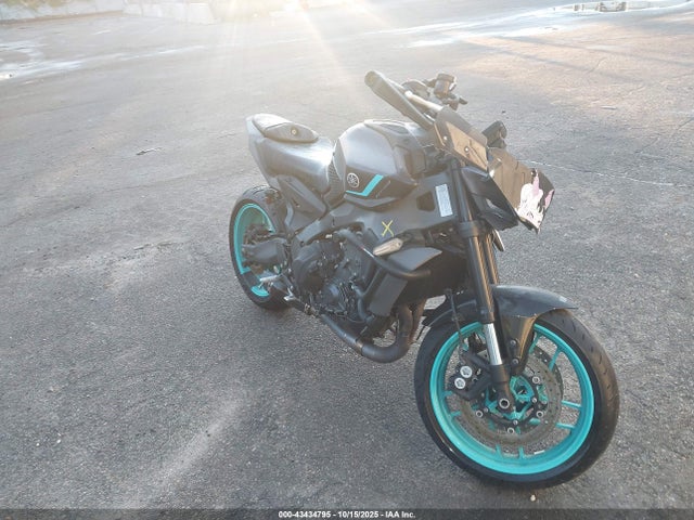 2024 YAMAHA MT09 