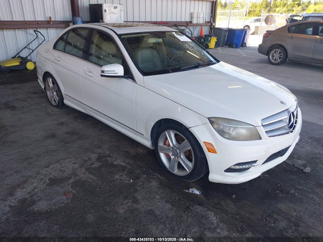 2011 MERCEDES-BENZ C 300 LUXURY/SPORT