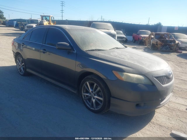 2009 TOYOTA CAMRY SE