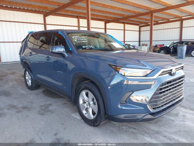 2025 TOYOTA GRAND HIGH LE
