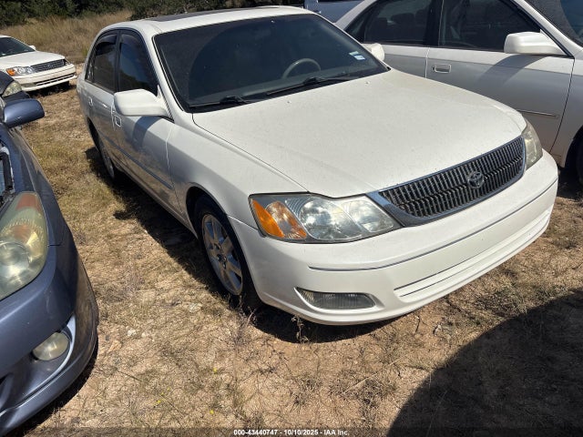 2001 TOYOTA AVALON XLS