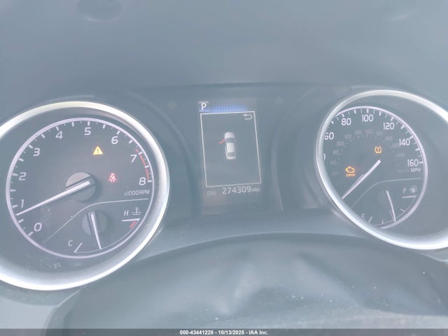 صورة 7 لـ 2021 Toyota CAMRY LE