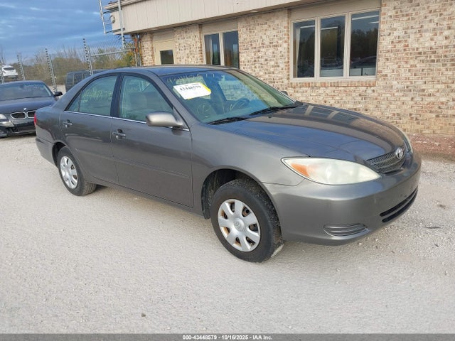 2004 TOYOTA CAMRY LE