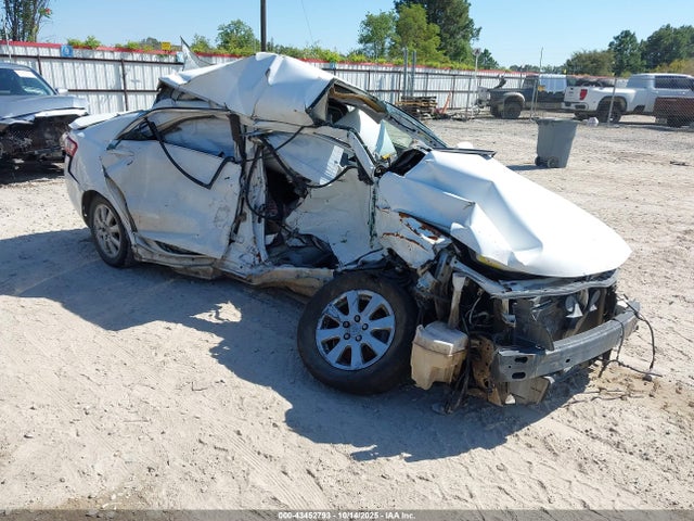 2009 TOYOTA CAMRY LE