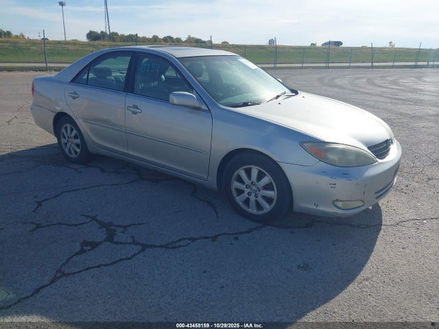 2003 TOYOTA CAMRY XLE V6