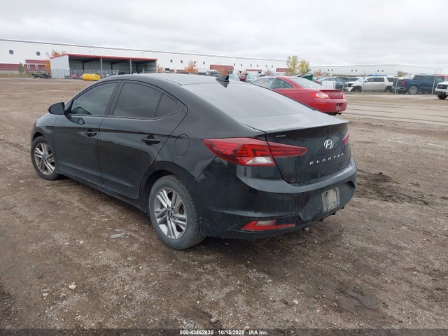 HYUNDAI ELANTRA VALUE EDITION - 3