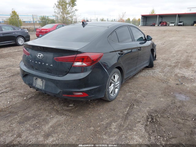 HYUNDAI ELANTRA VALUE EDITION - 4