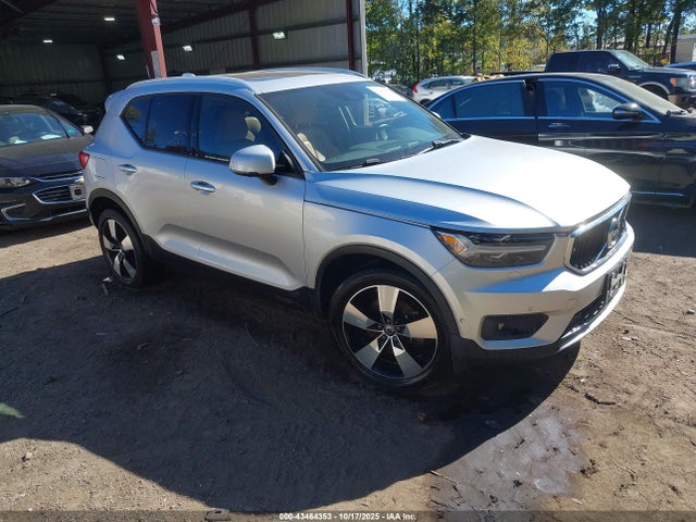 2019 VOLVO XC40 T5 MOMENTUM/T5 R-DESIGN