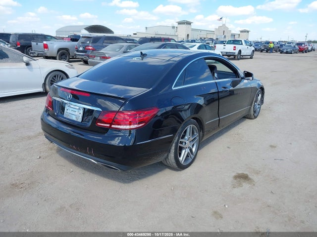 MERCEDES-BENZ E-CLASS - 4