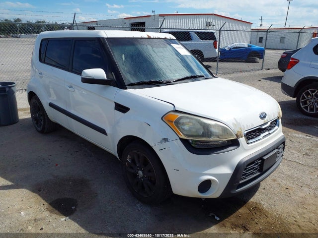 KIA SOUL + - 1