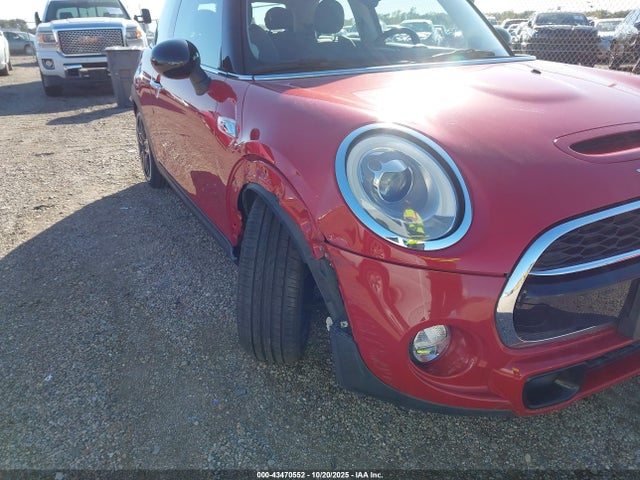 2015 Mini Hardtop, VIN: WMWXP7C53F2C60402