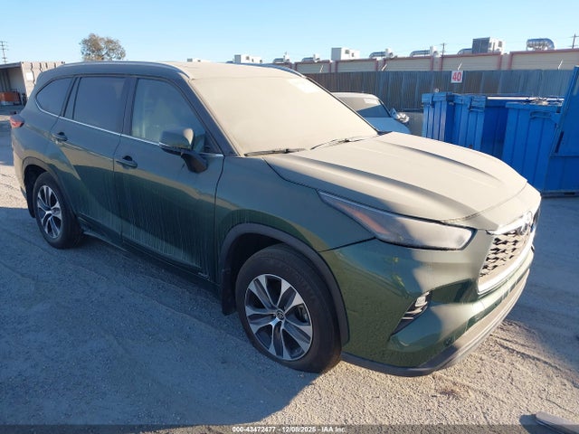 2023 TOYOTA HIGHLANDER HYBRID XLE