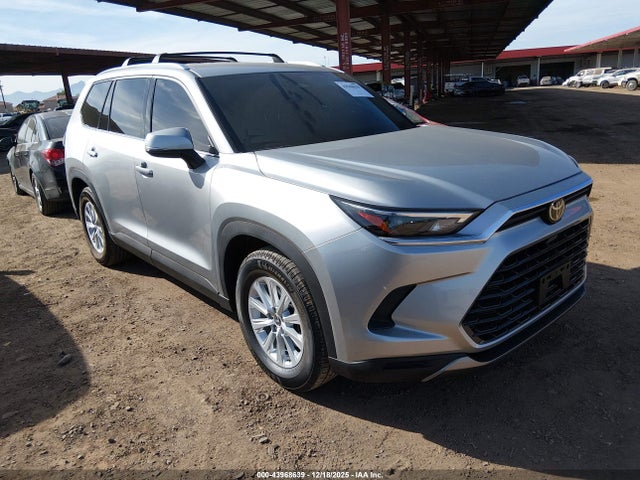 2024 TOYOTA GRAND HIGH XLE