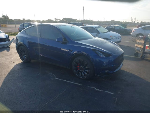 2024 TESLA MODEL Y PERFORMANCE DUAL MOTOR ALL-WHEEL DRIVE
