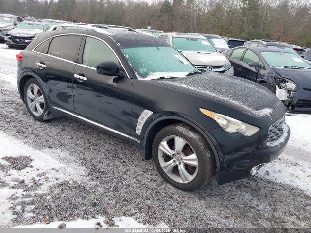 2010 INFINITI FX35 
