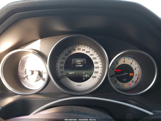 MERCEDES-BENZ E-CLASS - 7