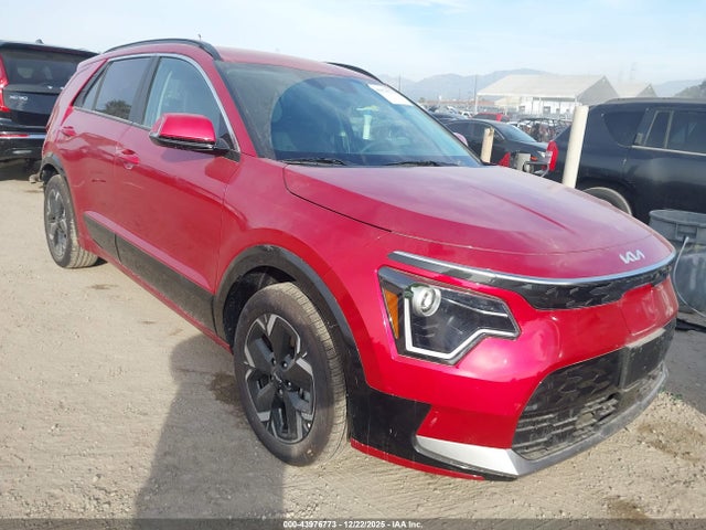 2025 KIA NIRO WIND