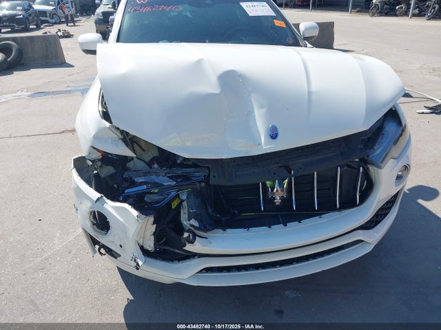 2019 MASERATI LEVANTE 6