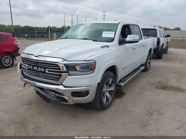 صورة 2 لـ 2020 RAM 1500 LARAMIE 4X4 5'7 BOX