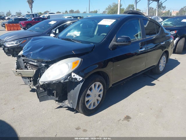 2013 Nissan VERSA 1.6 SV — фото 2