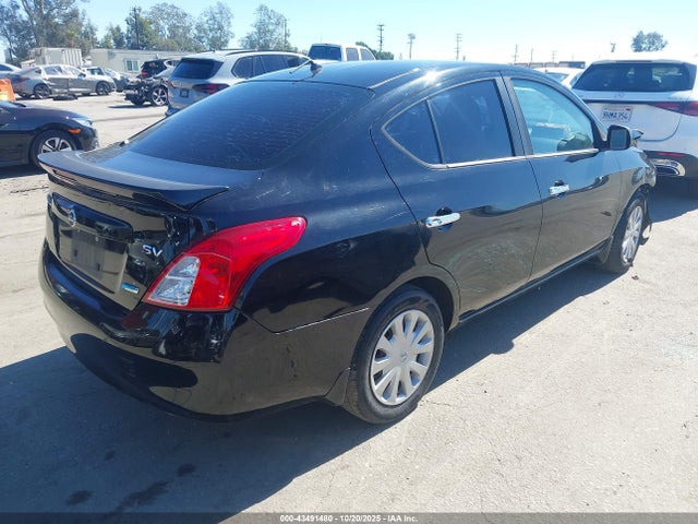 2013 Nissan VERSA 1.6 SV — фото 4