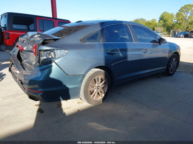 HYUNDAI SONATA SE - 4