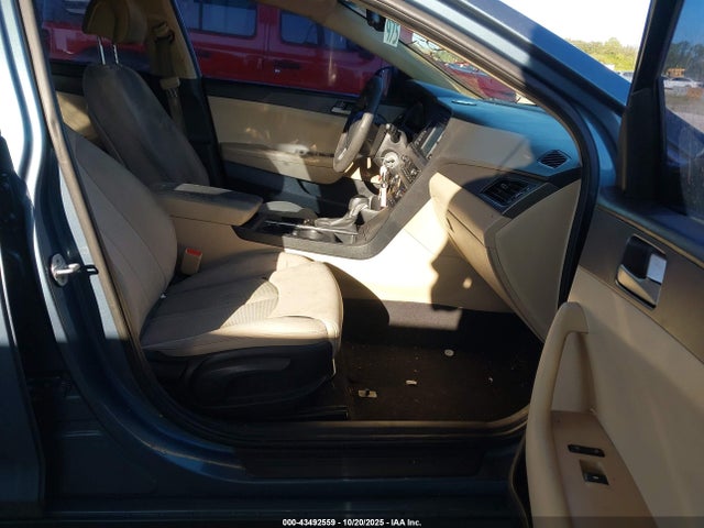 HYUNDAI SONATA SE - 5