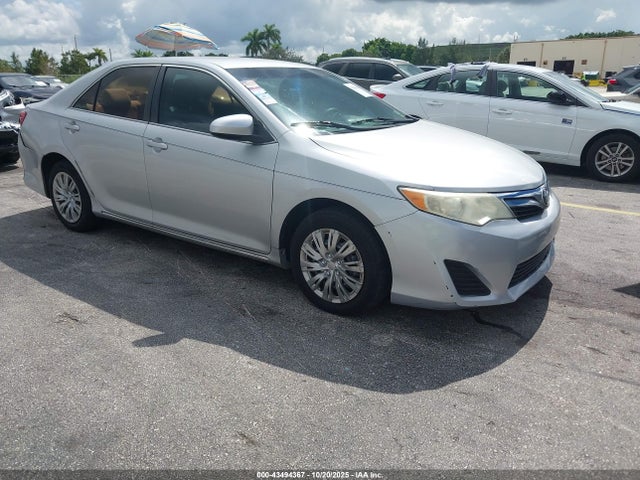 2012 TOYOTA CAMRY LE