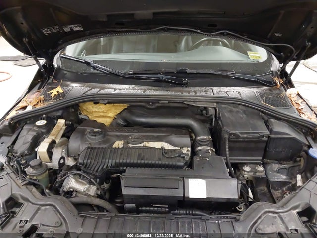 2016 Volvo V60, VIN: YV4612HK8G1003433