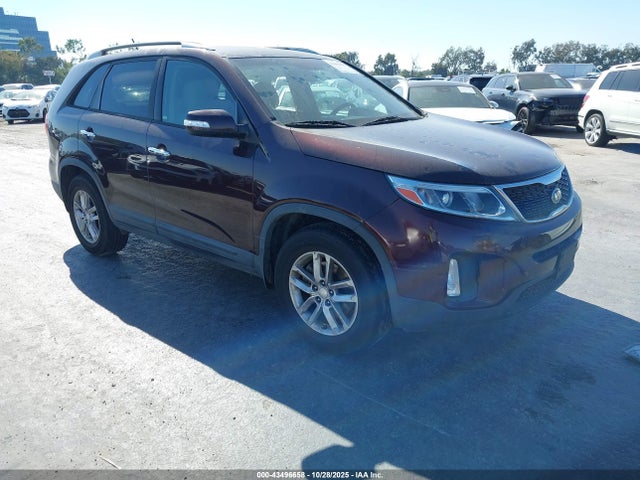 2014 KIA SORENTO LX