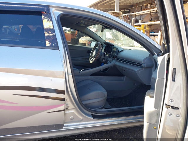 HYUNDAI ELANTRA SE - 5