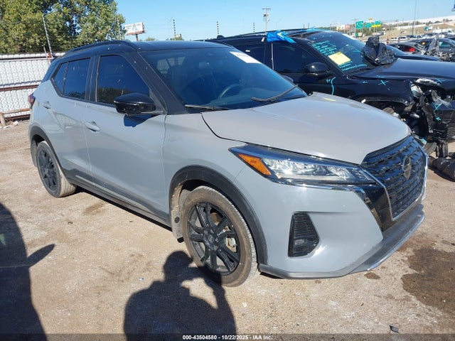 2021 NISSAN KICKS SR XTRONIC CVT