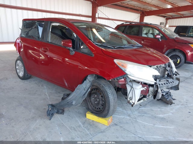 2015 NISSAN VERSA SV