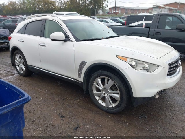 2012 INFINITI FX35 