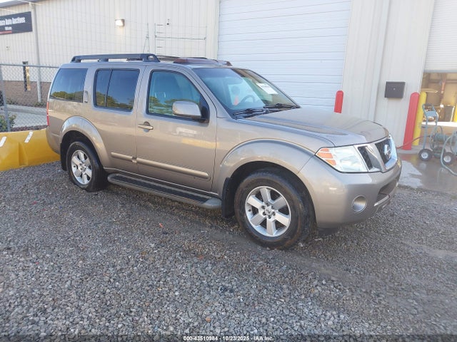 2008 NISSAN PATHFINDER SE