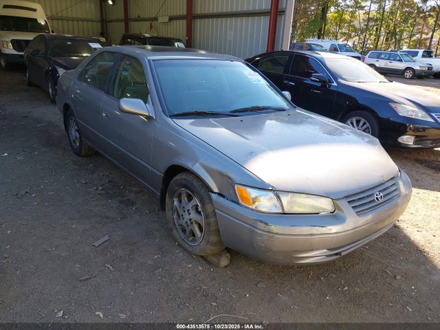 1998 TOYOTA CAMRY XLE V6