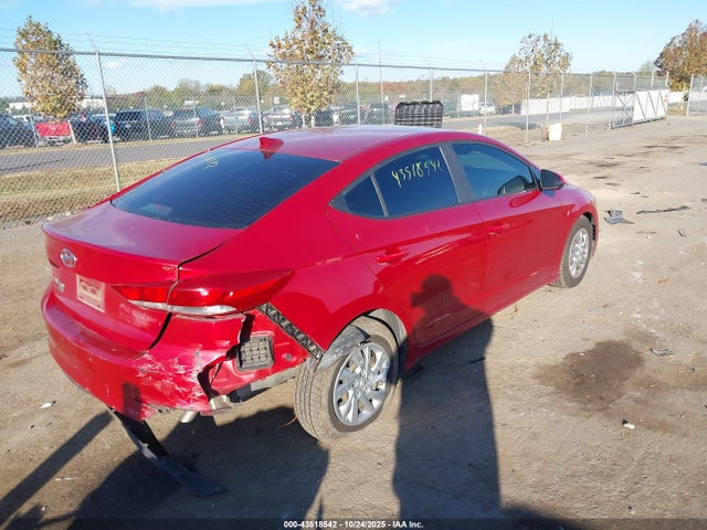 HYUNDAI ELANTRA SE - 4