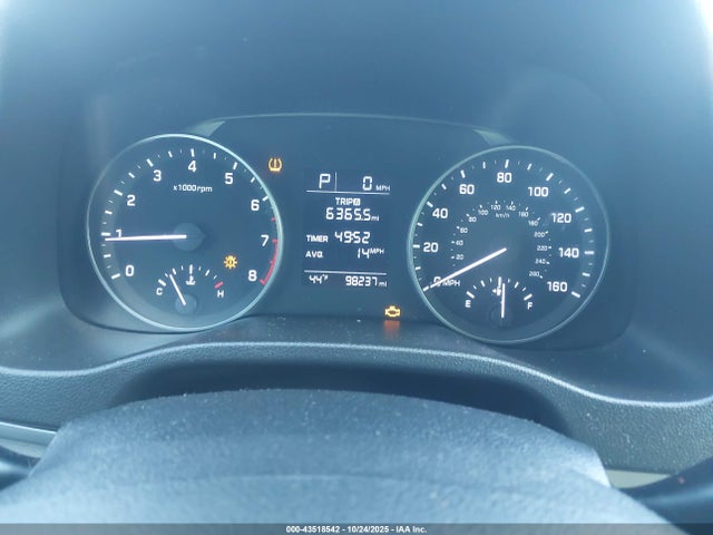 HYUNDAI ELANTRA SE - 7