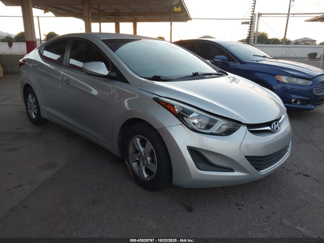 2015 HYUNDAI ELANTRA SE