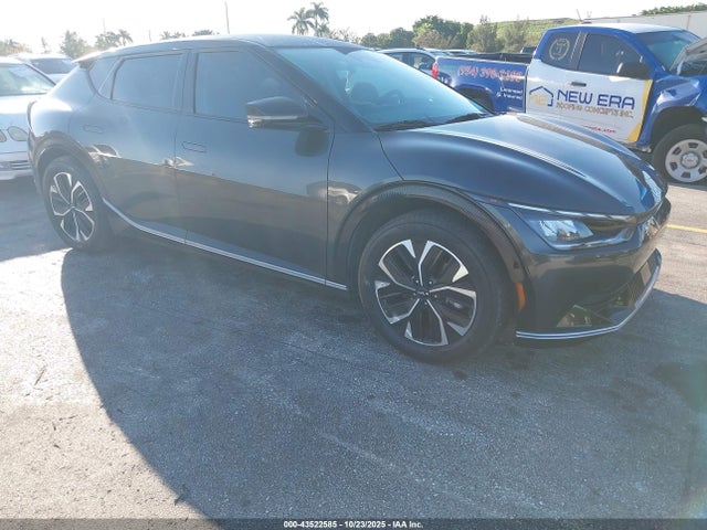 2023 KIA EV6 WIND
