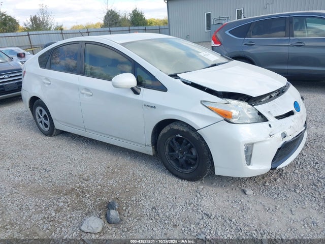 2013 TOYOTA PRIUS TWO