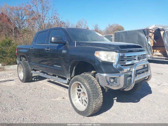 2015 TOYOTA TUNDRA SR5 5.7L V8