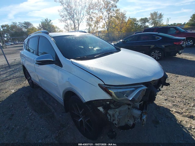 2016 TOYOTA RAV4 SE
