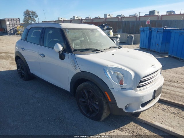 2016 MINI COUNTRYMAN COOPER