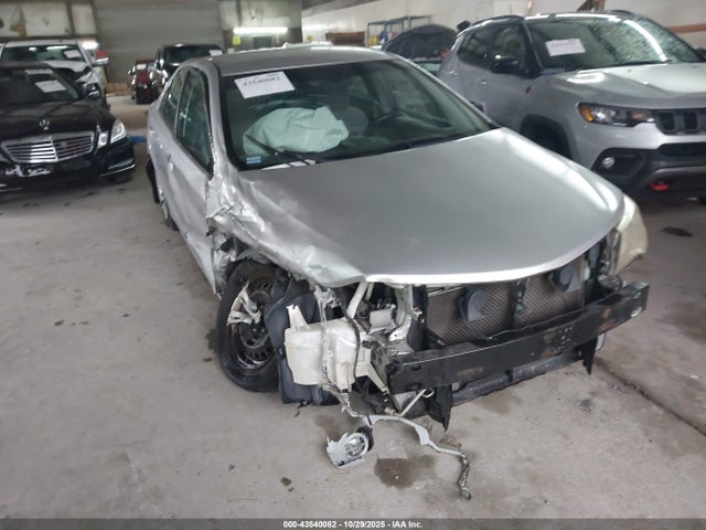 2012 TOYOTA CAMRY LE